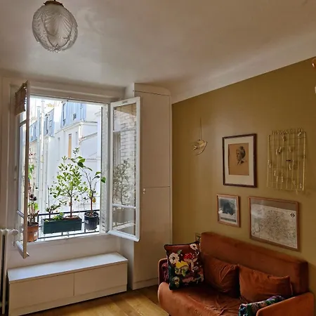 Bohemian & Cozy Near Montmartre! Apartmán *